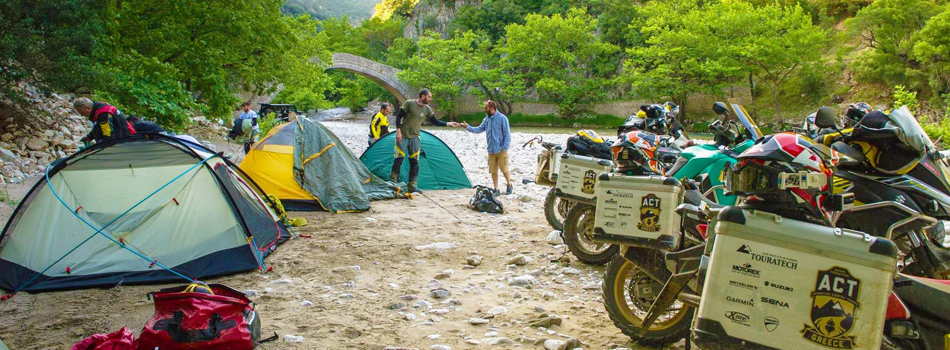 واردات لوازم کمپینگ و مسافرتی